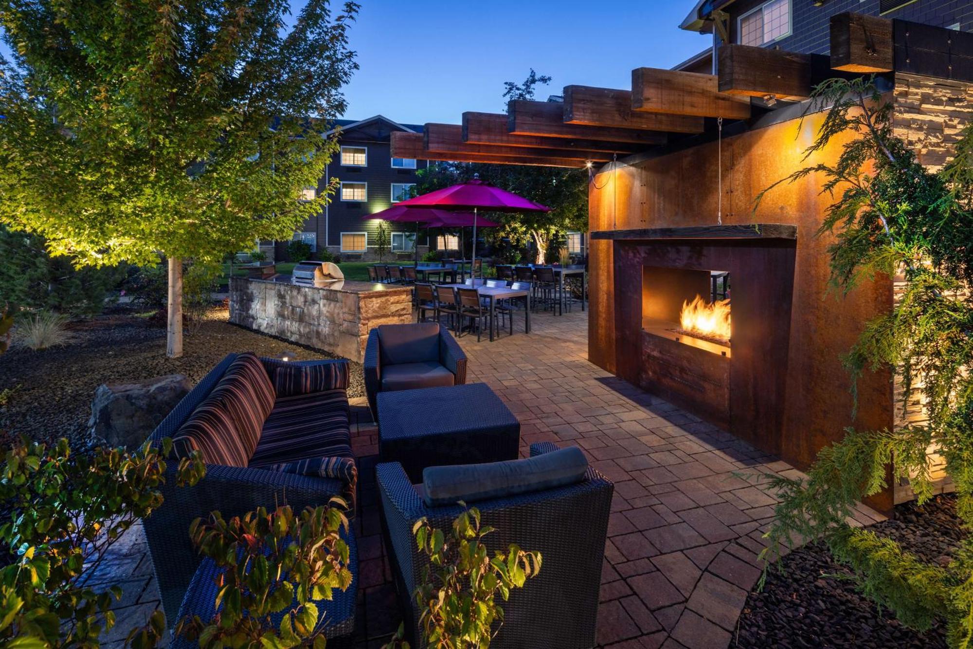 Hampton Inn Pullman Exterior foto